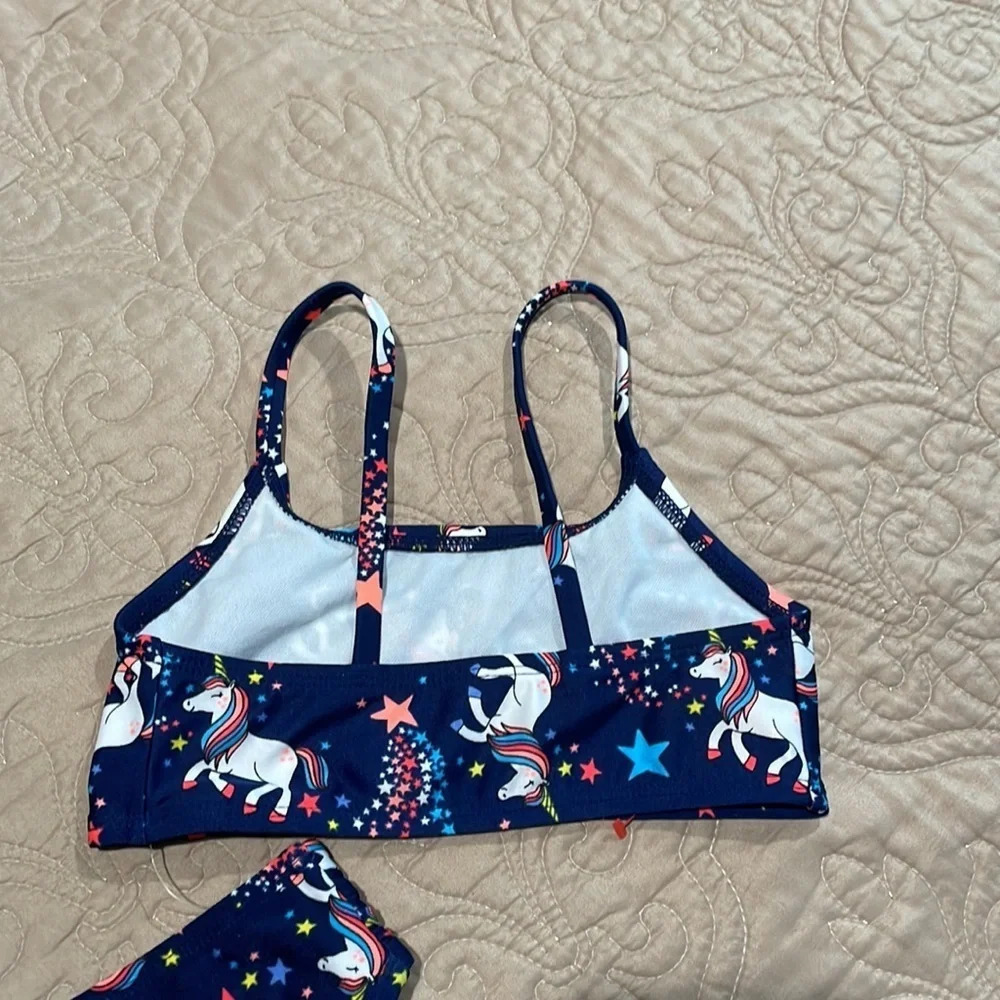 Cute Girl’s Bikini - Picture 4 of 7